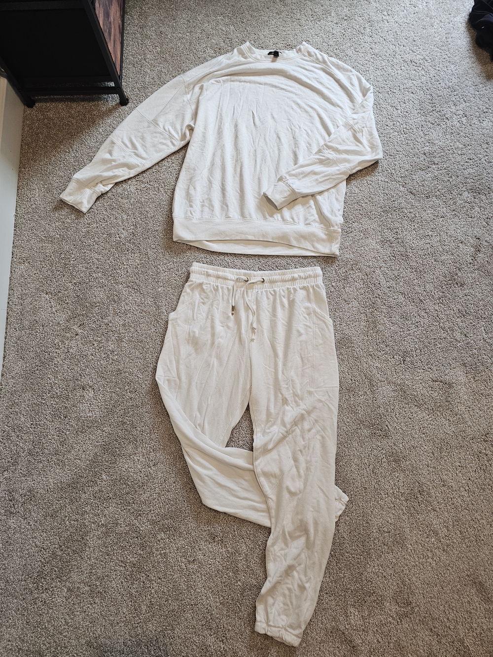 Alala Cream Matching Sweat Suit